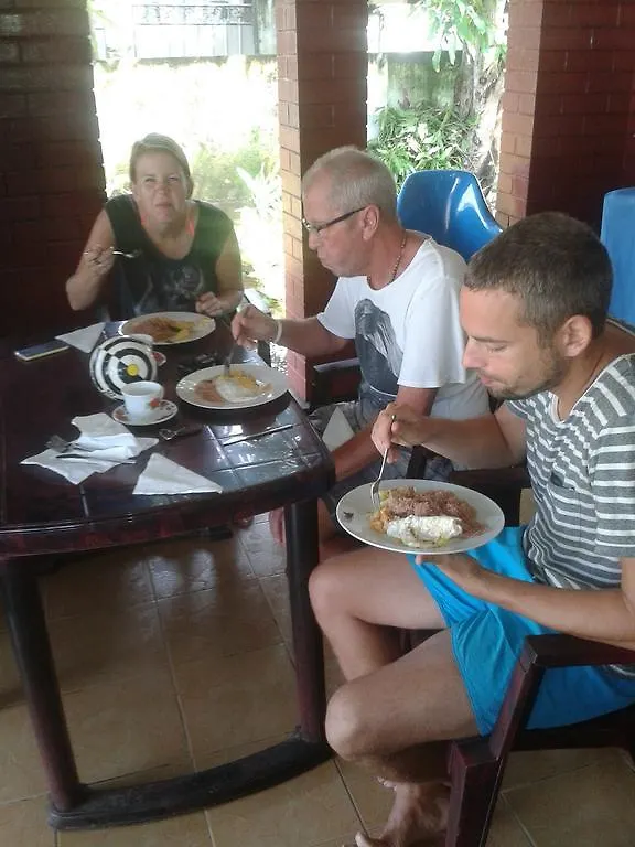 Hotel Yoho Mango House Negombo 3*,  Šrí Lanka